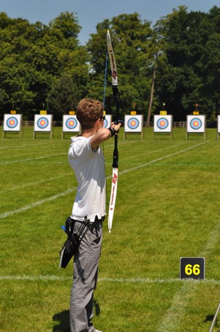 Barebow archer from SCCA at National Championship.